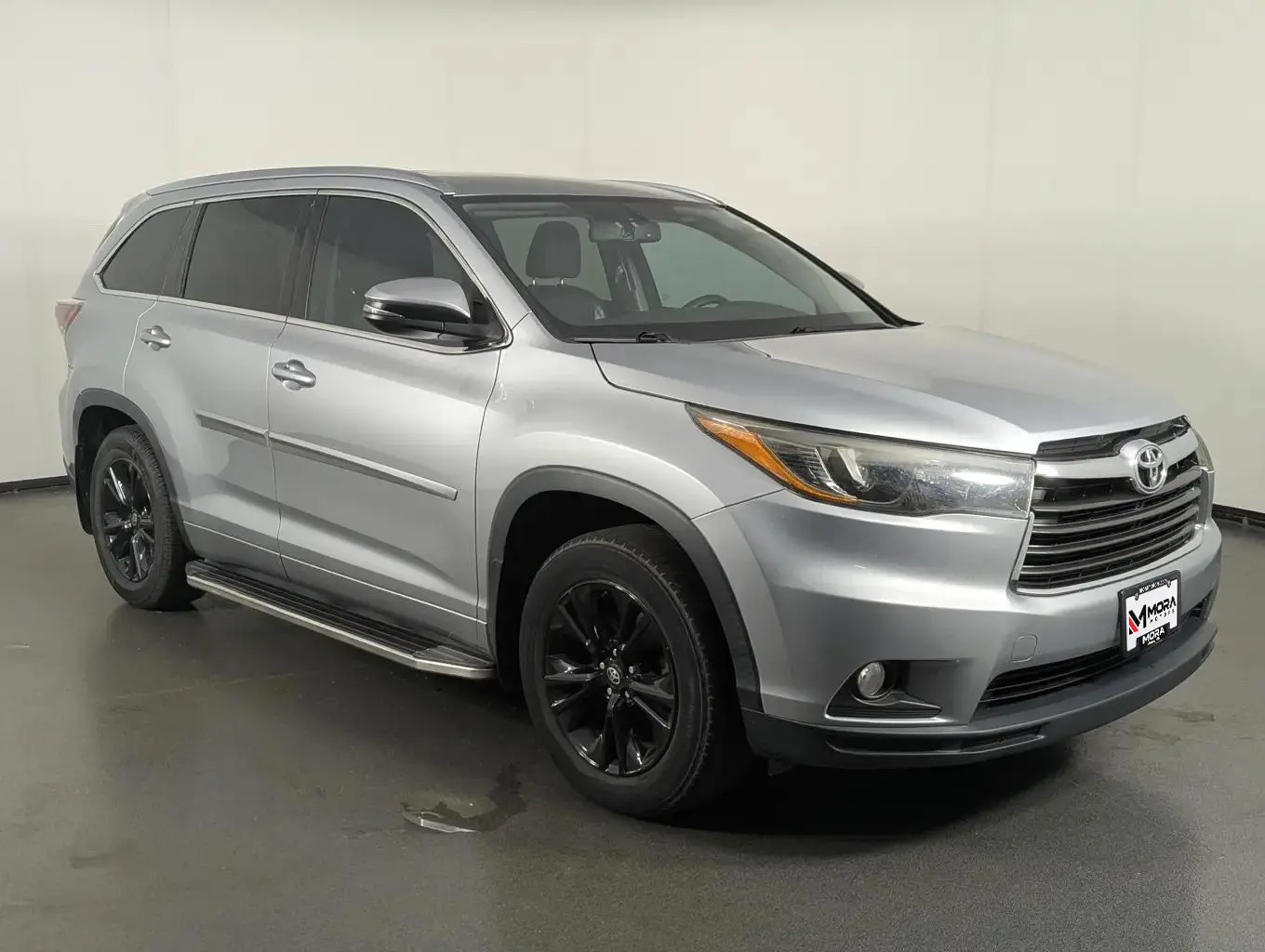 2015 Toyota Highlander XLE V6 — photo 1