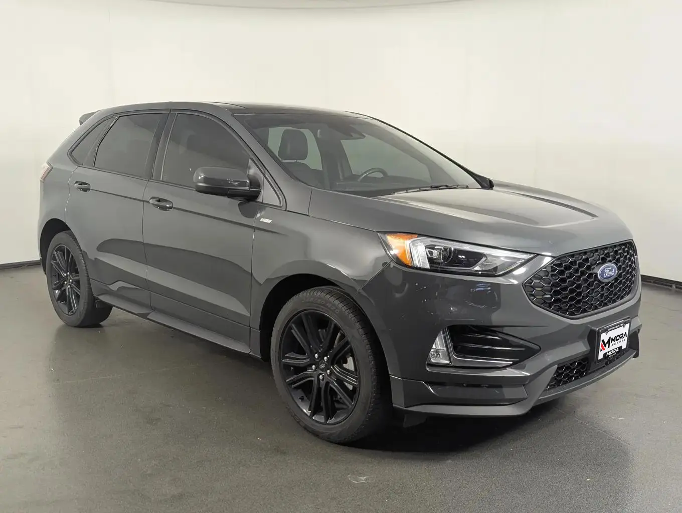 2021 Ford Edge ST Line — photo 1